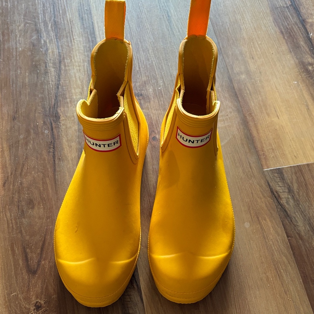 Hunter Women's Yellow Rain Boots